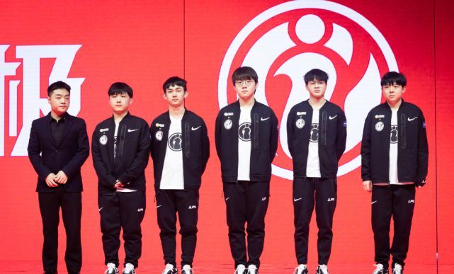 尔与布鲁娜 尔与布鲁娜